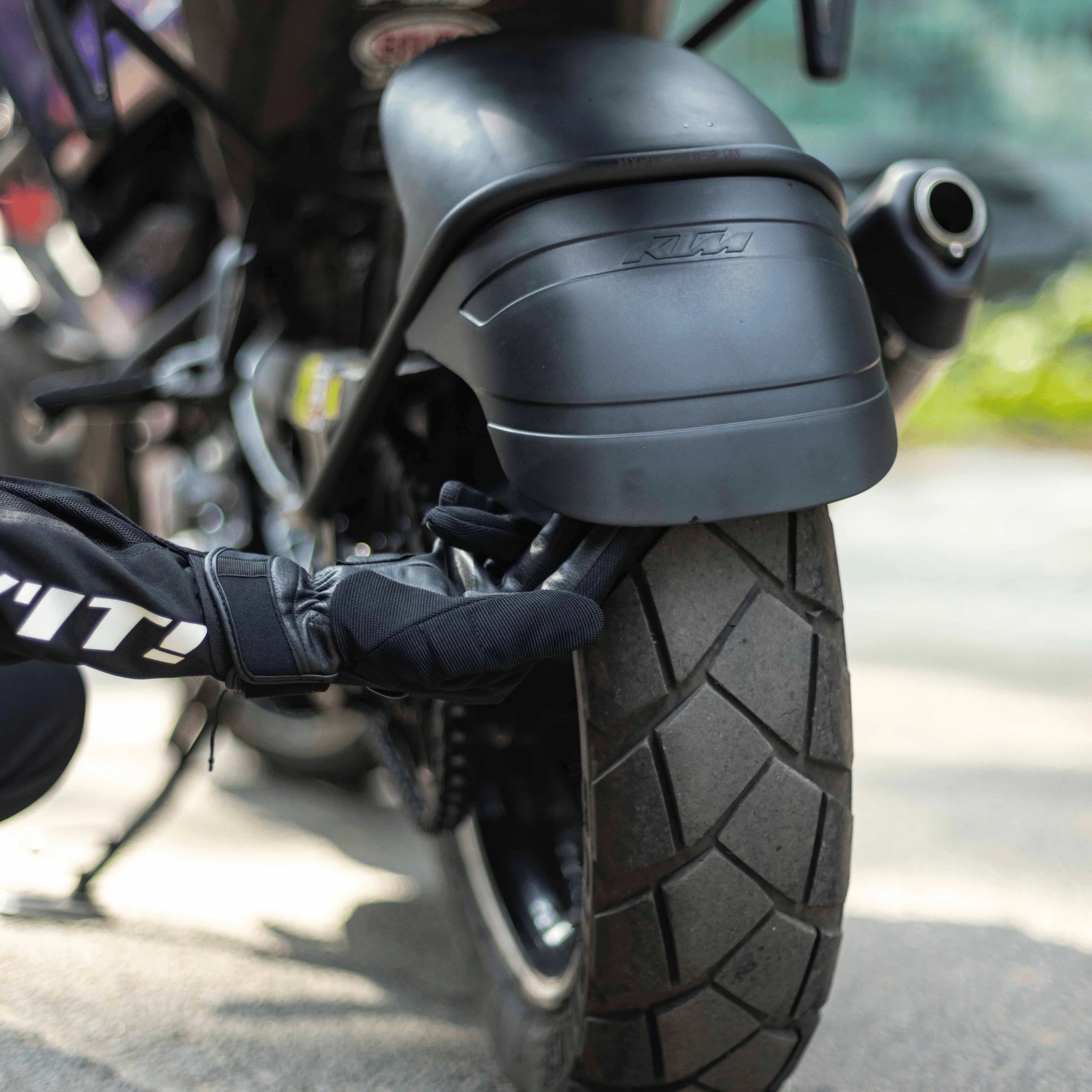 KTM duke/RC tyre hugger with comp