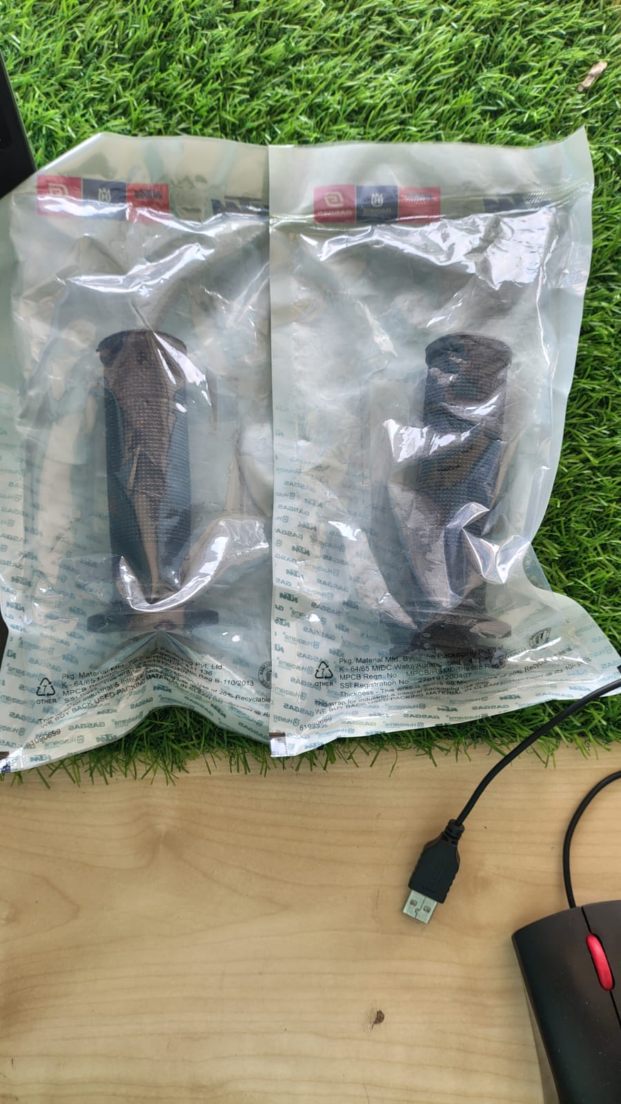 KTM Grip Set LH-JY151012 / RH-JG151038